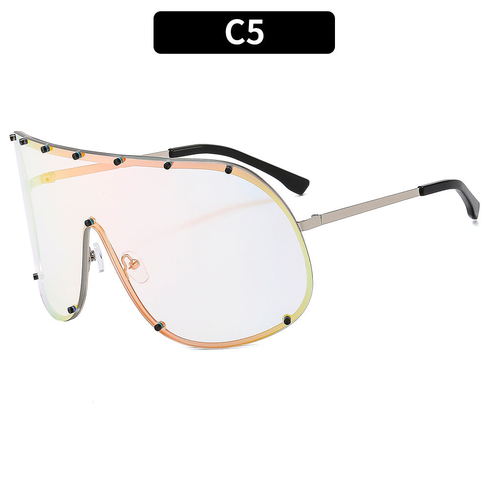Fashion Large Frame Sunglasses - Metal Oval Style