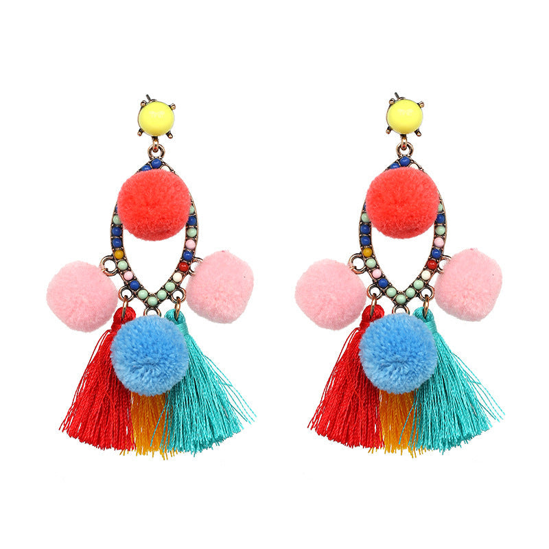 Pendientes bohemios con borlas y pompones pequeños para mujer