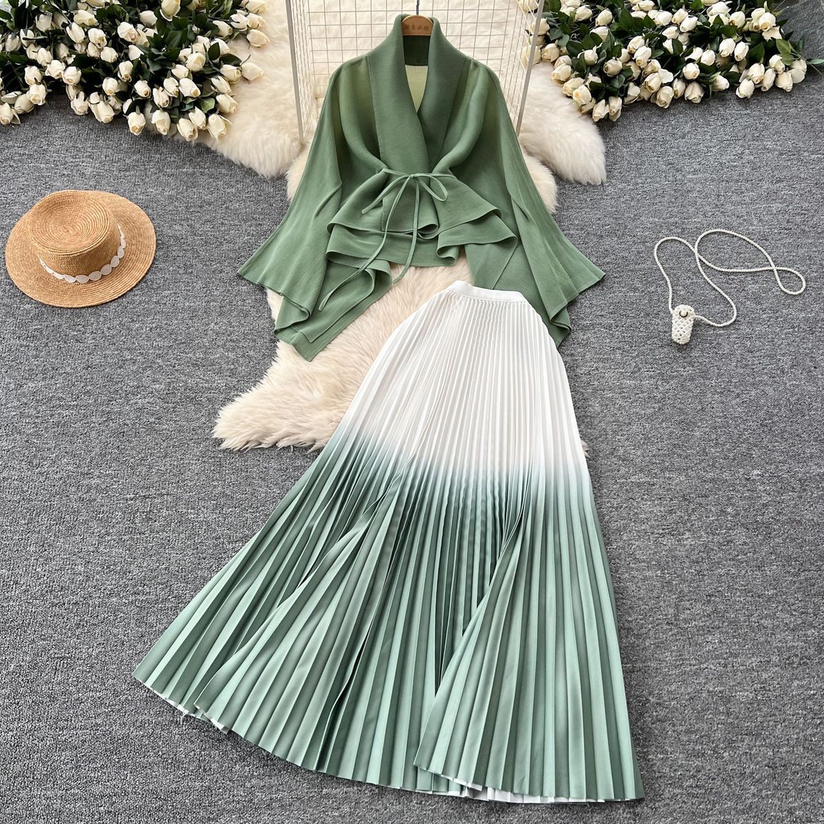 Women Gradient Color Lace-Up Blouse Pleated Skirt Set