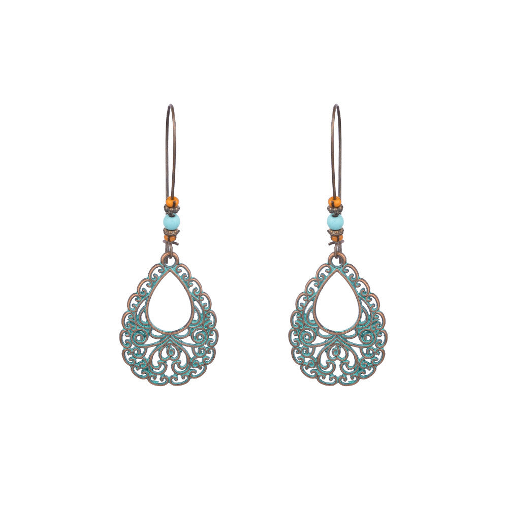 Boucles d'oreilles à pompons créatives de style ethnique bohème rétro