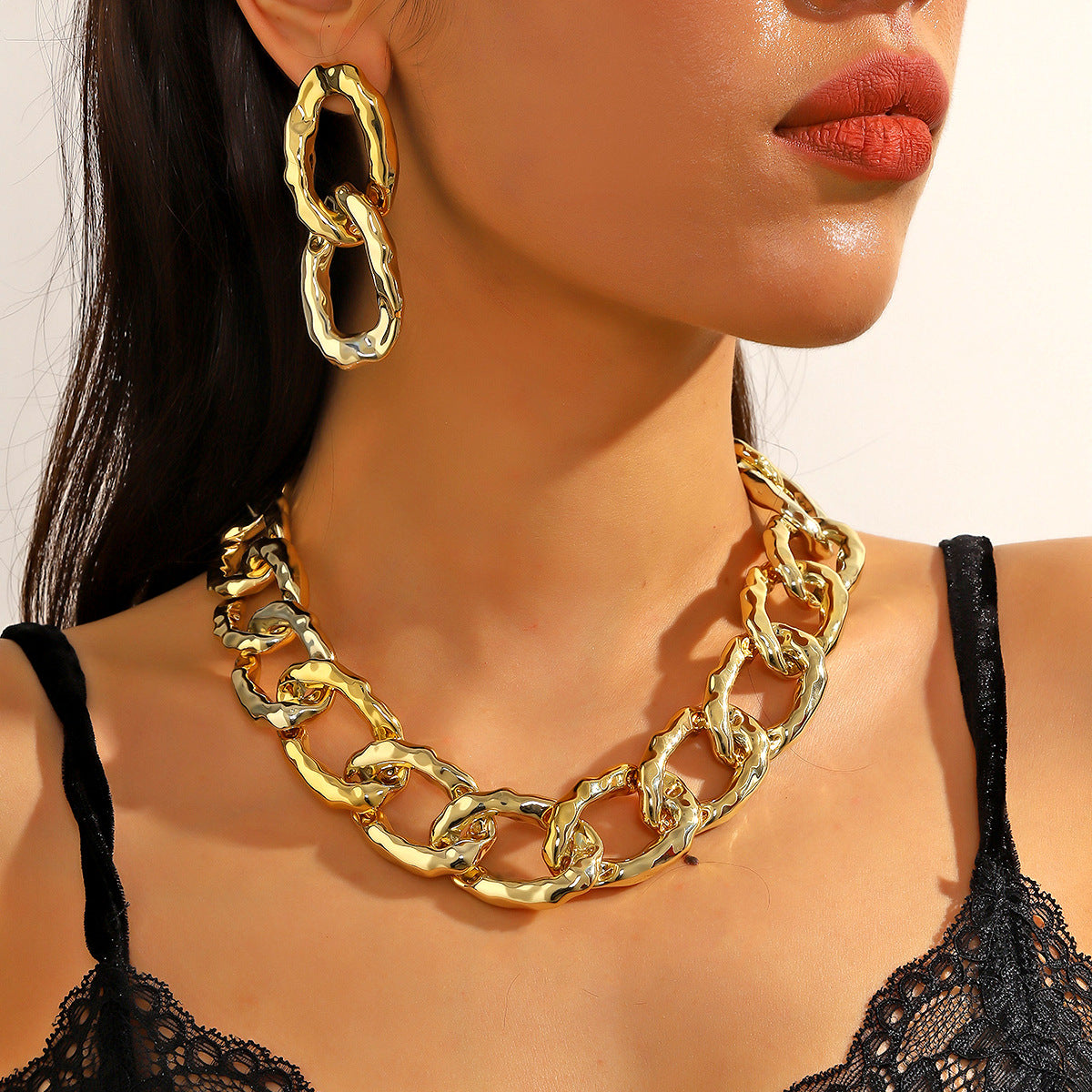 Ensemble de bijoux en acrylique à la personnalité hip-hop exagérée