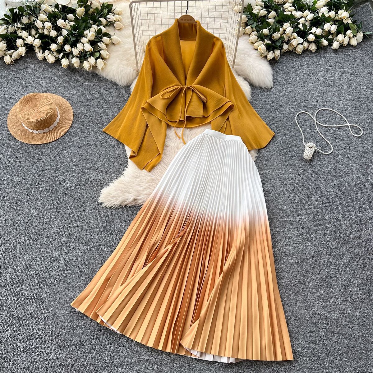 Women Gradient Color Lace-Up Blouse Pleated Skirt Set