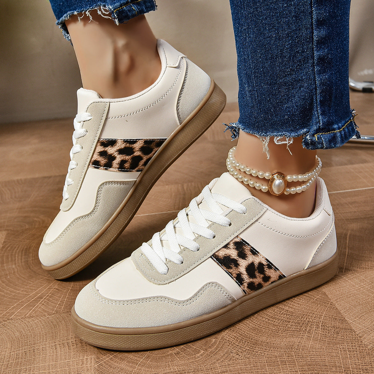 Zapatillas deportivas informales con suela gruesa y bloques de color a la moda para mujer