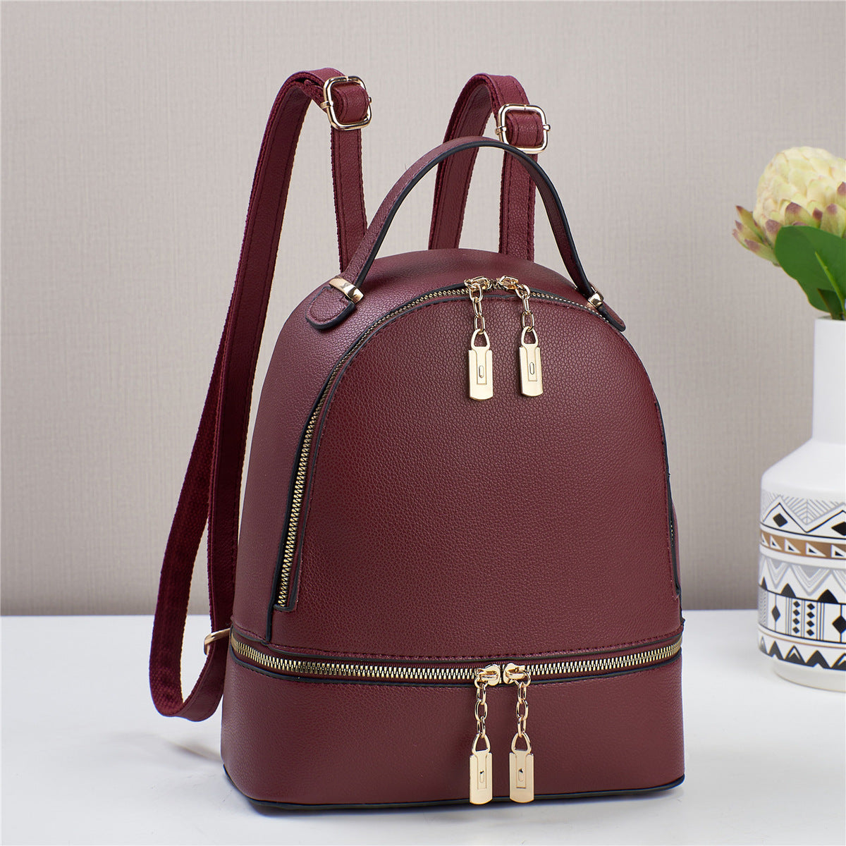 Women Casual Zipper Backpack in PU Urban Style