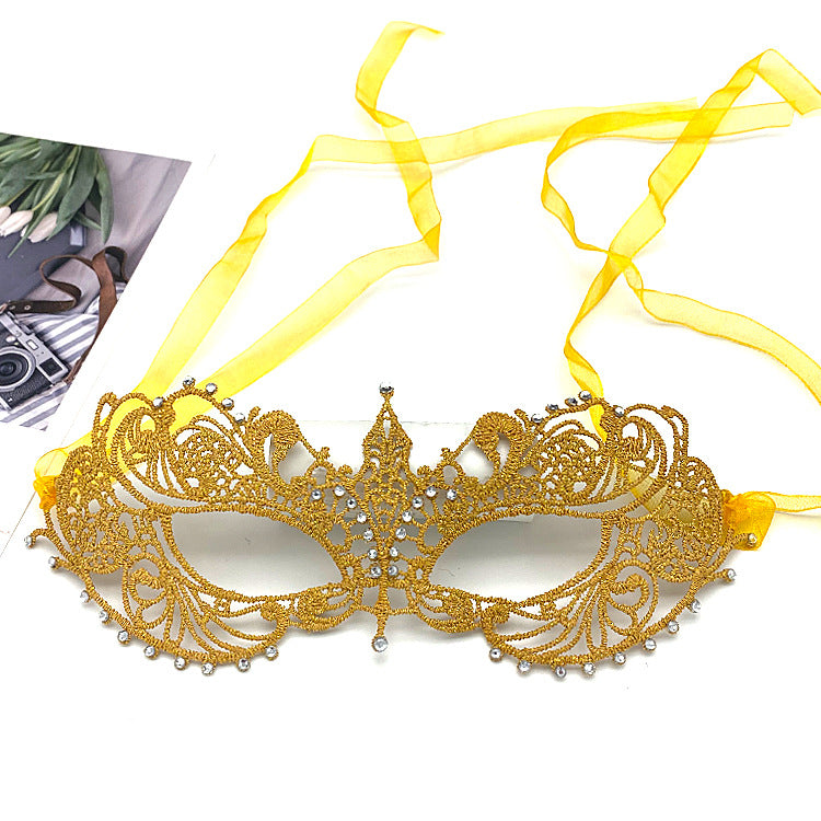Women Lace Half-Face Mask with Diamonds for Halloween