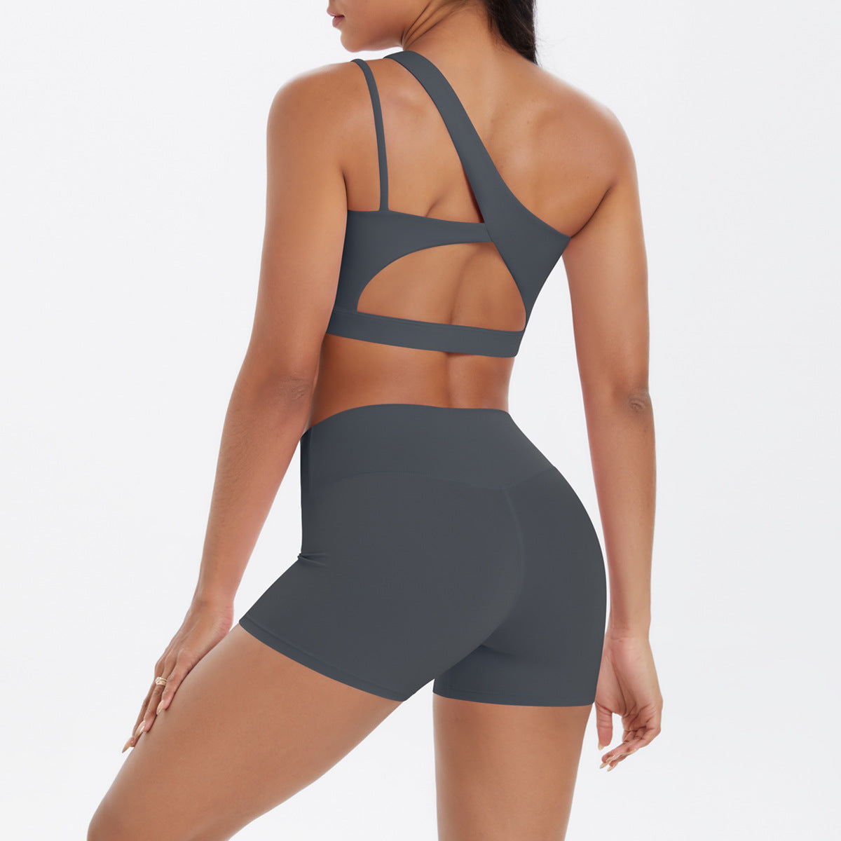 Ensemble deux pièces décontracté pour femme, débardeur à épaules inclinées et short moulant de couleur unie