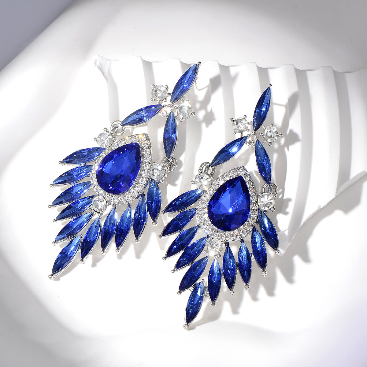 Pendientes de borlas ovaladas exageradas con diamantes de imitación y estilo geométrico para mujer