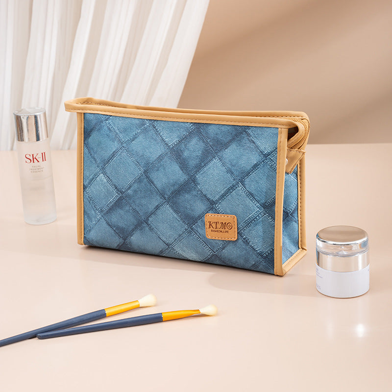 Bolsa de maquillaje y cosméticos con estampado de mezclilla