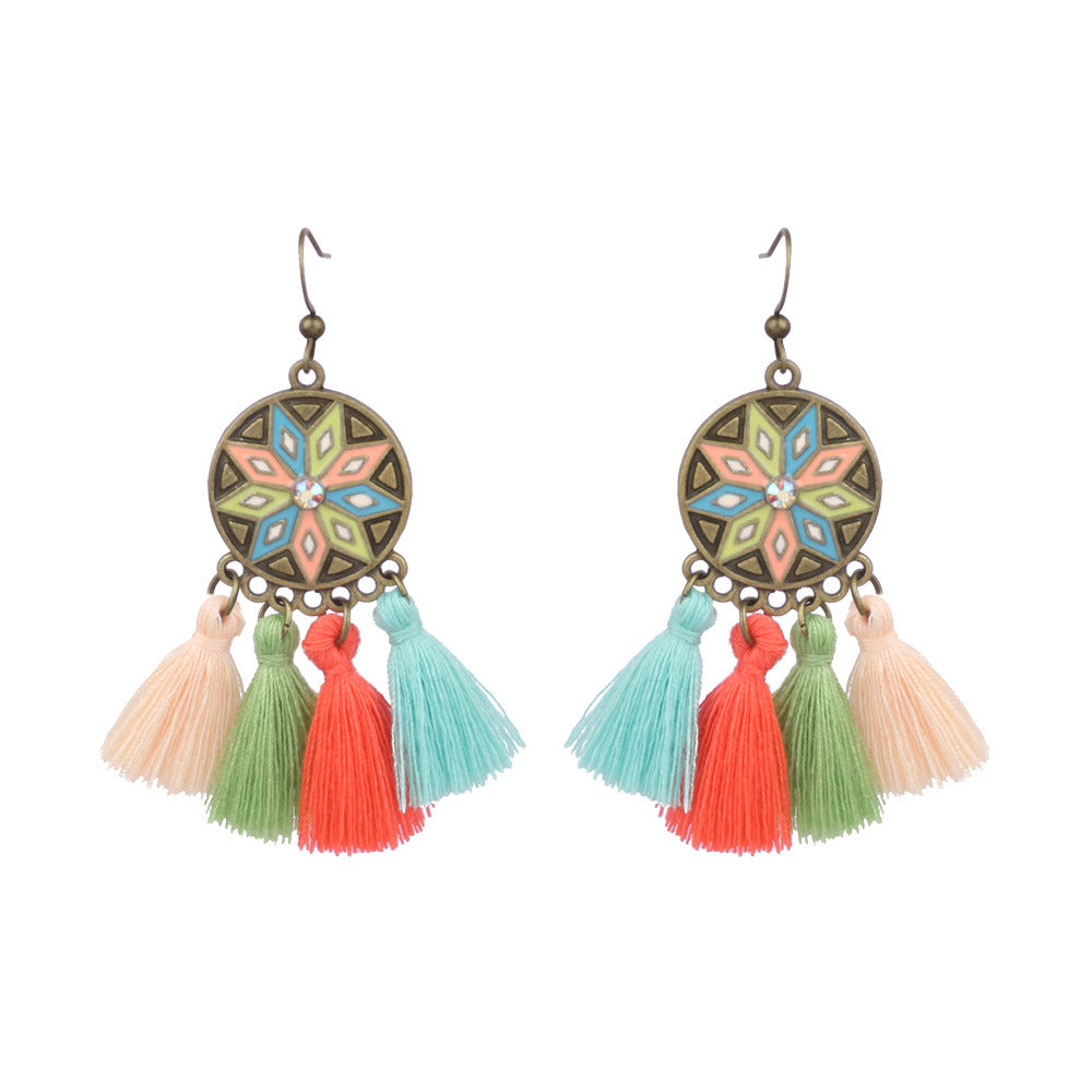 Boucles d'oreilles à pompons créatives de style ethnique bohème rétro