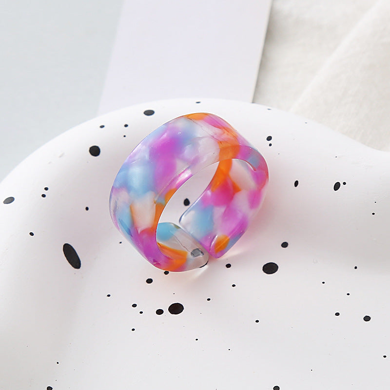 Bague géométrique multicolore en acrylique pour femme - Accessoire élégant