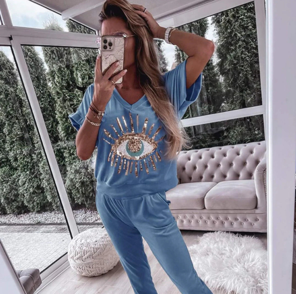 Conjunto de dos piezas con cuello en V y estampado de lentejuelas de ojo de diablo