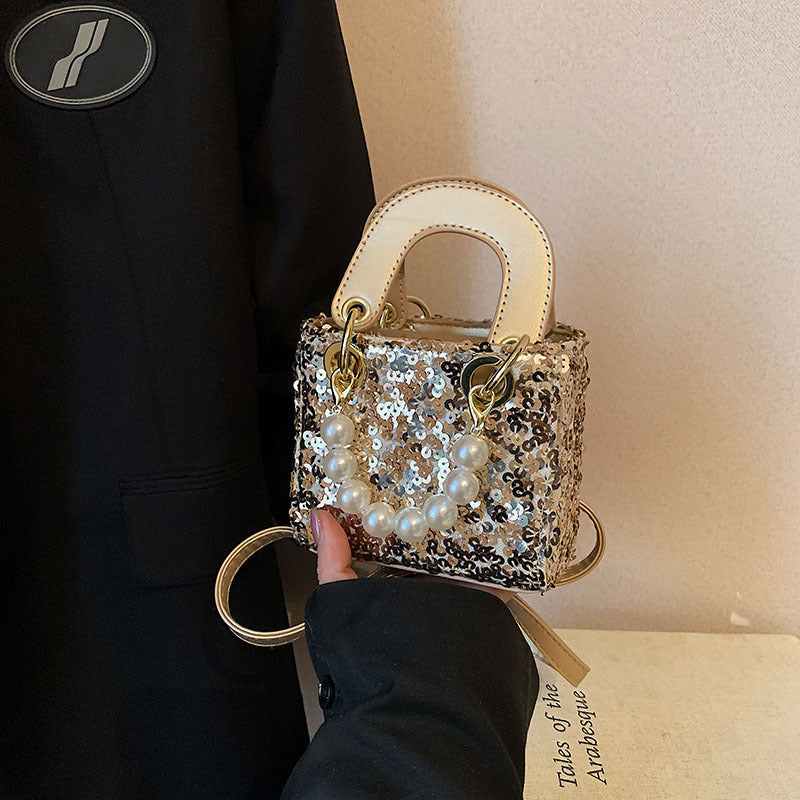 Mini bolso bandolera de verano con lentejuelas brillantes y correa de perlas