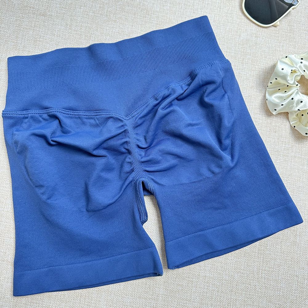 Short de yoga sans coutures élastique et décontracté pour femme