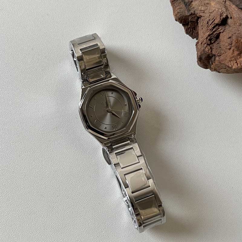 Chic Business Polygon Dial Geometric Quartz Watch