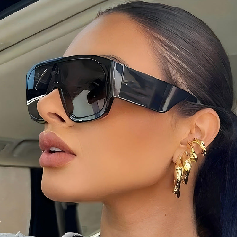 Fashion Outdoor Large Frame One-Body Lens Sunglasses