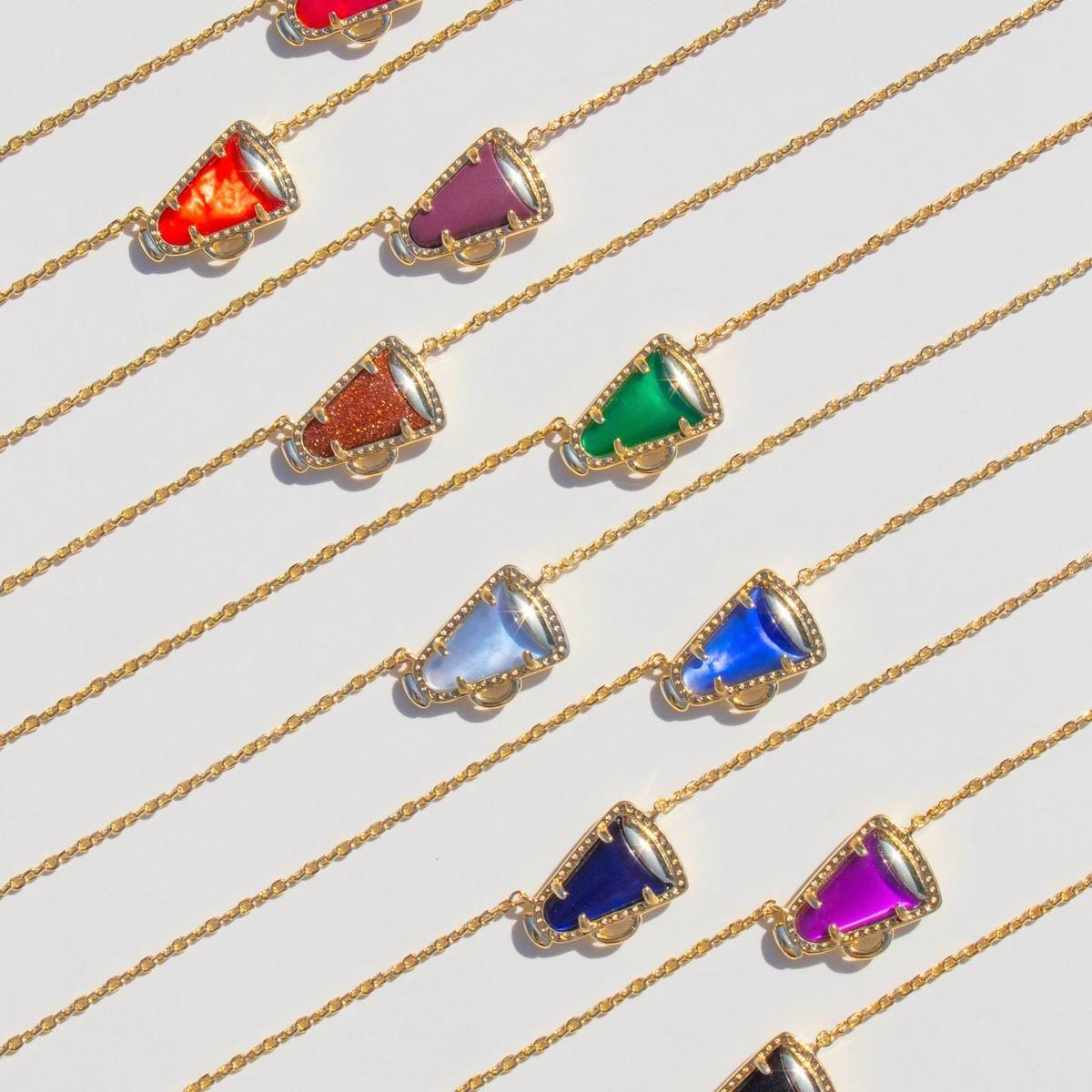 Collar sencillo de cuerno con gotero de aceite para mujer, con colgante geométrico de nácar.