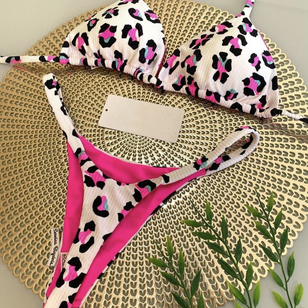 Bikini sexy con cuello halter y estampado de leopardo para mujer