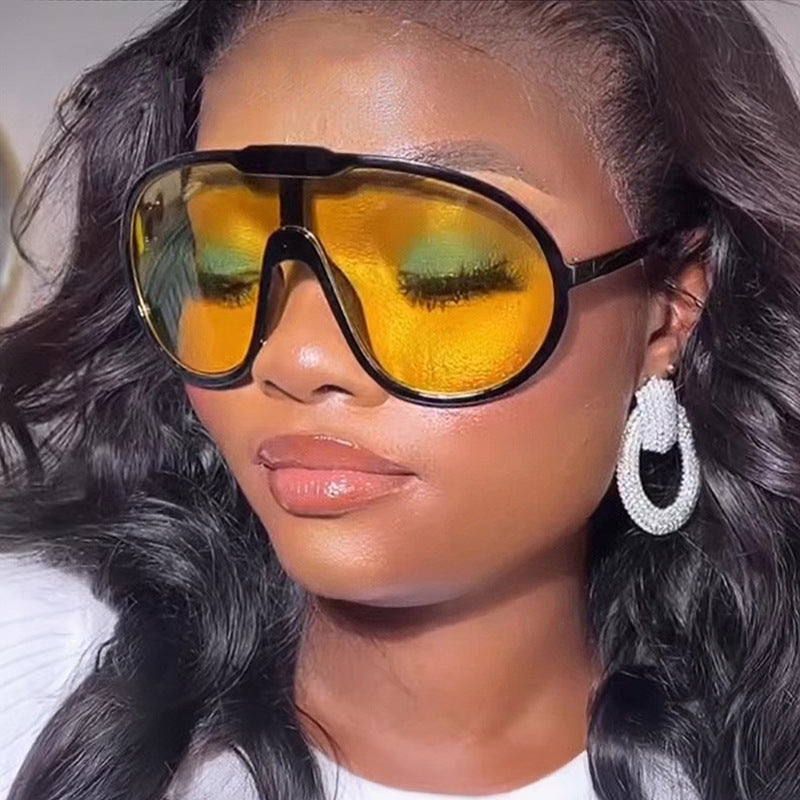 Gafas de sol personalizadas con montura grande exagerada de moda