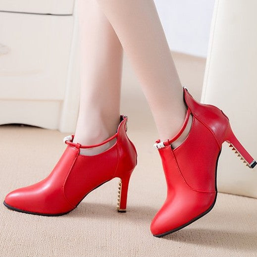 Chaussures à talons hauts à bout pointu et couleur unie pour femmes