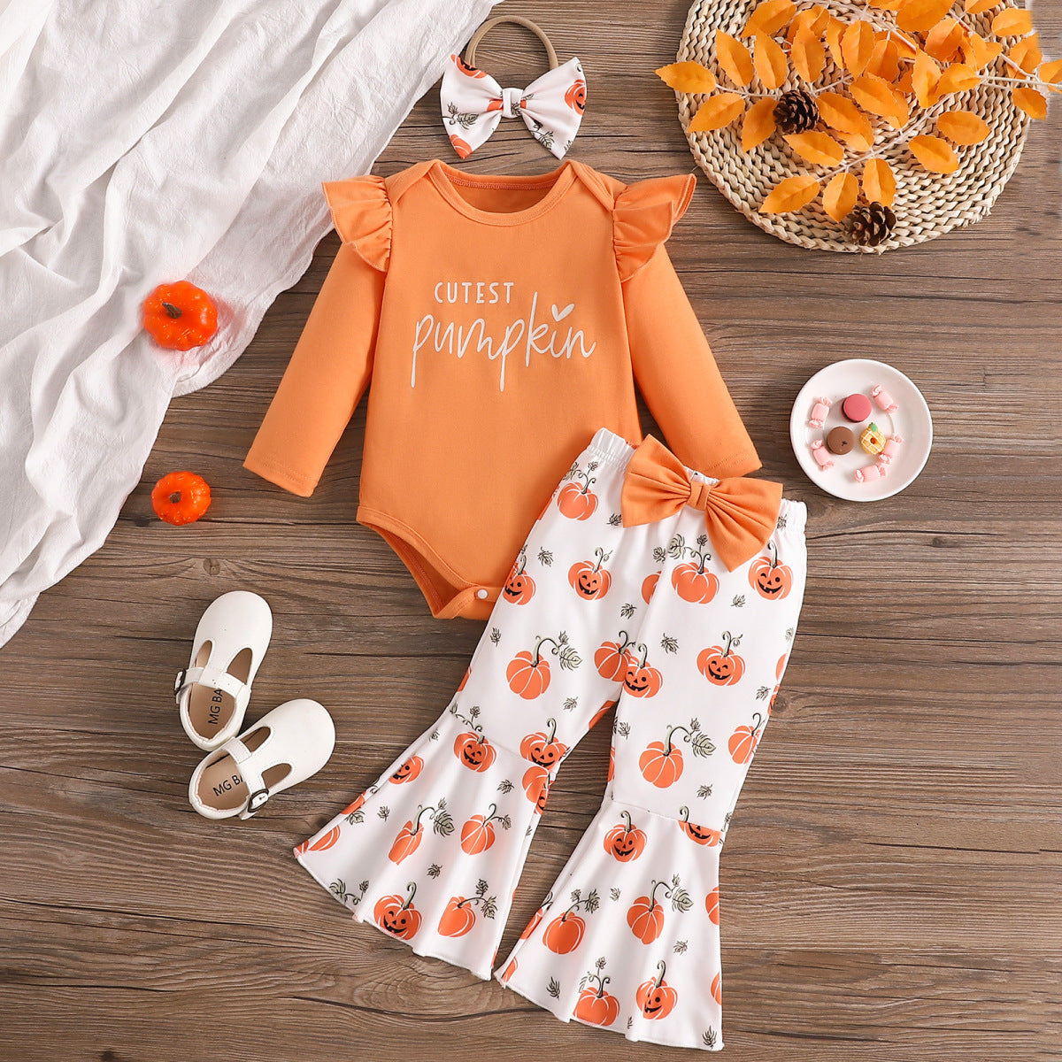 Conjunto de mameluco de manga larga con estampado de calabaza informal para niñas pequeñas