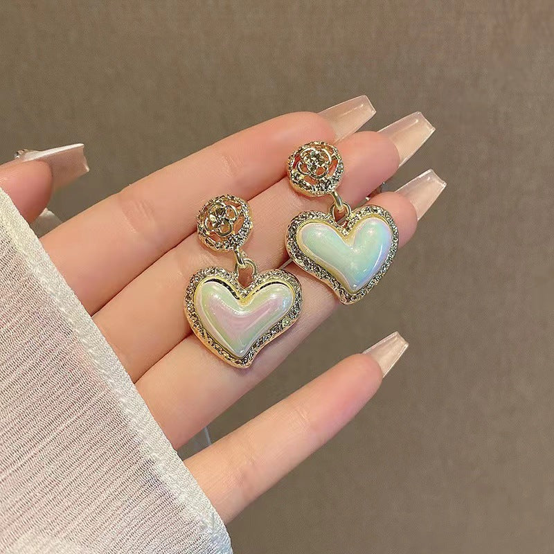 Women Fashion Elegant Pleated Floral Pearl Love Earrings Alloy Cold Wind Style