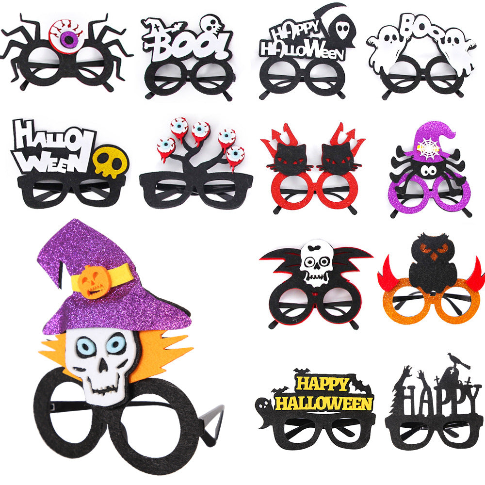 Décoration de fête d'Halloween avec des lunettes en plastique