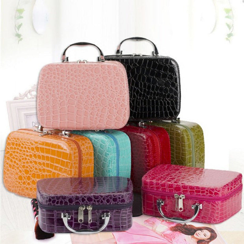 Hot Sale Women Zipper Design Crocodile Cosmetic Bag
