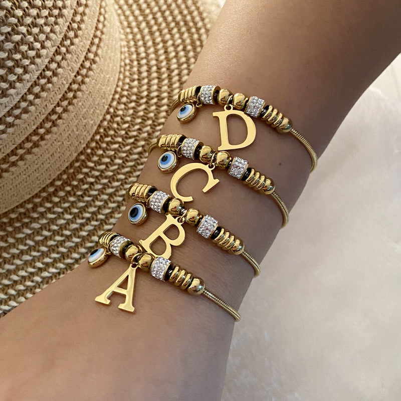 Pulsera de cuentas de acero inoxidable con alfabeto de moda
