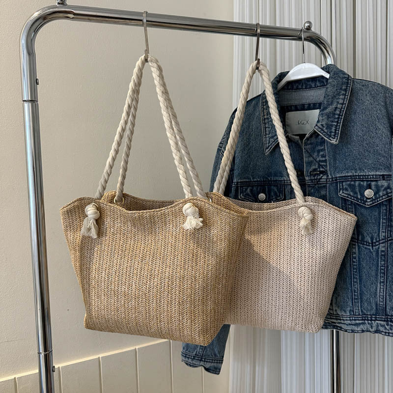 Bolso de hombro de paja tejida de gran capacidad y de moda