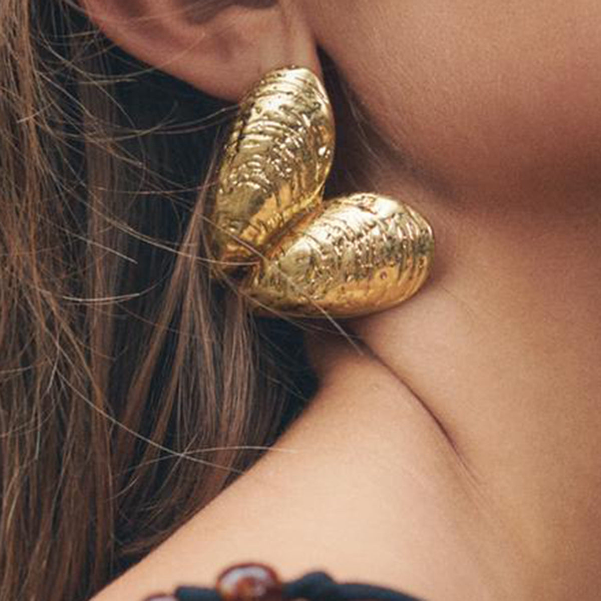 Distinctive Heart-Shaped Exaggerated Alloy Stud Earrings