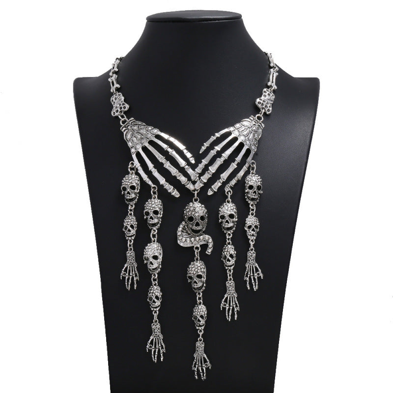 Collier fantôme d'Halloween exagéré punk rétro pour femme
