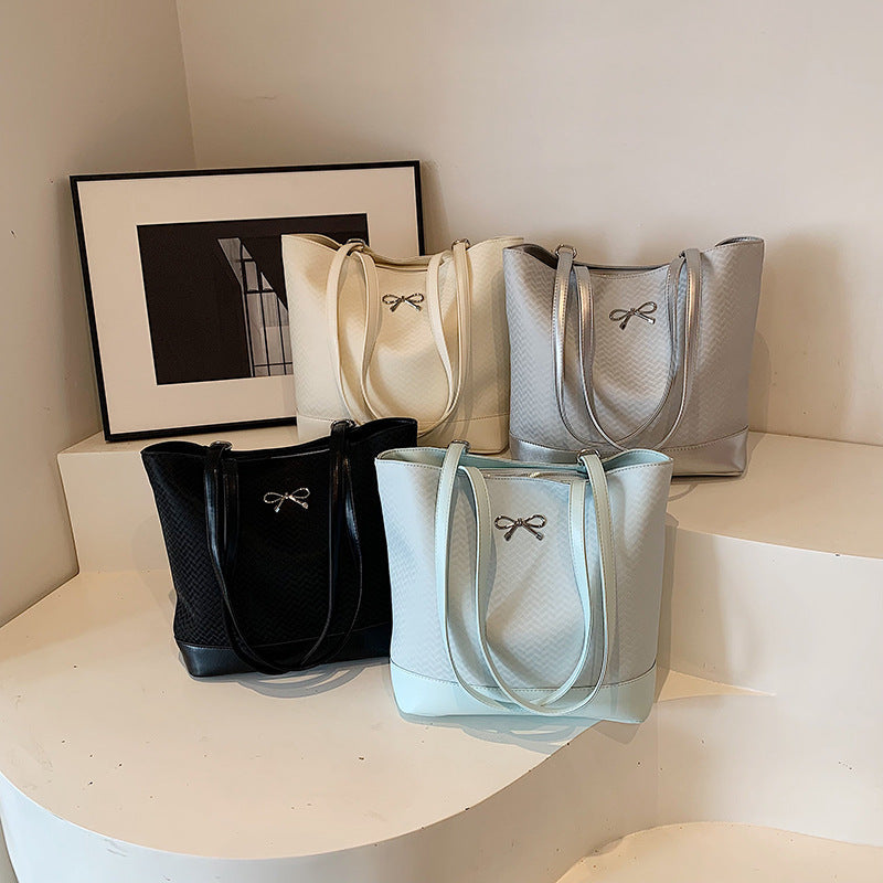 Women Fashion Solid Color Butterfly Buckle Tote Bag