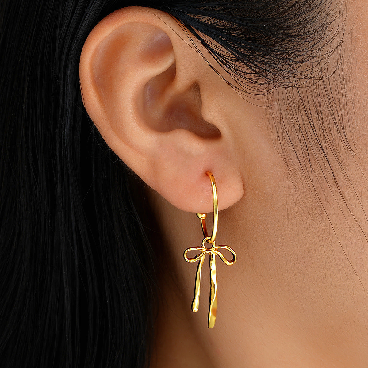 Women Fashion Simple Creative Bowknot Earrings