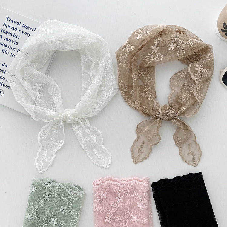 Bufanda triangular de encaje de color liso para mujer de primavera y verano