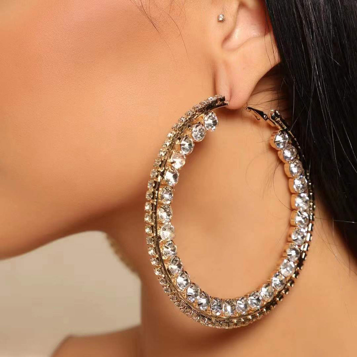 Women Fashion Creative Exaggerated Round Alloy Earrings