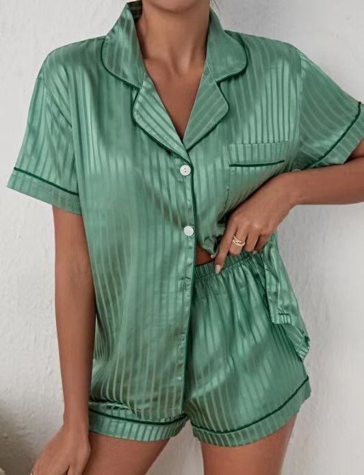 Women Cozy Homewear Short-Sleeved Imitation Silk Satin Pajamas
