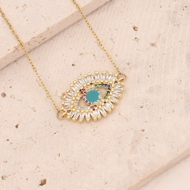 Collar con colgante de ojo malvado de circonita exquisita para mujer