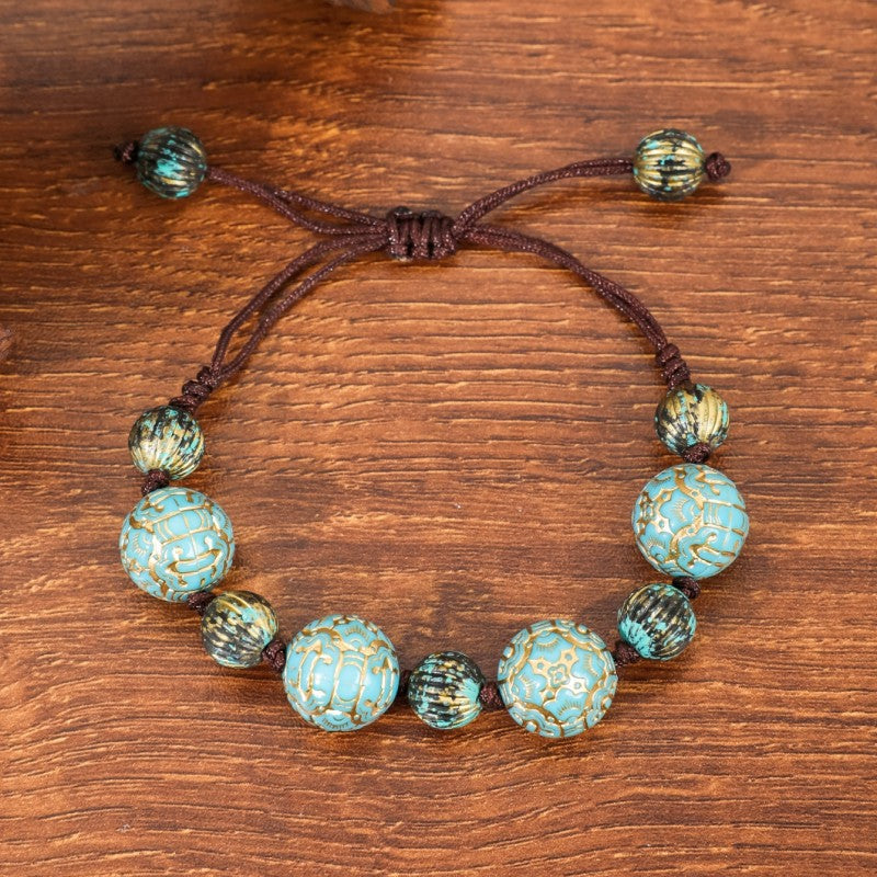 Pulsera bohemia de cuentas turquesas hecha a mano
