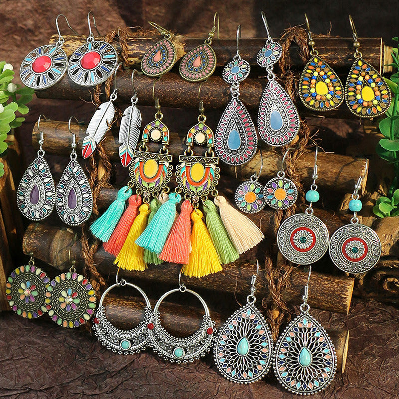 Boucles d'oreilles à pompons créatives de style ethnique bohème rétro