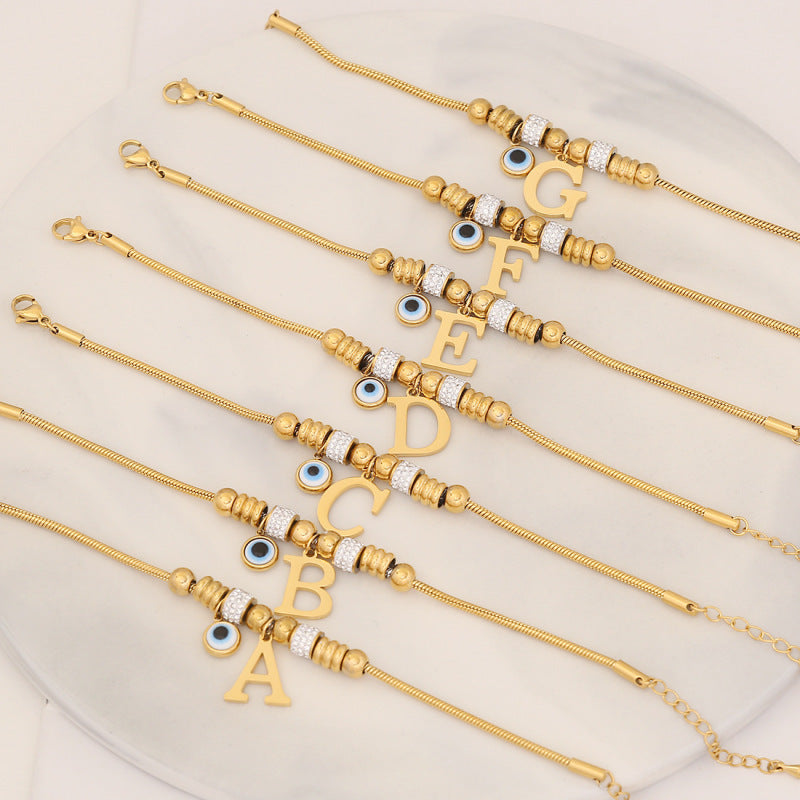 Pulsera de cuentas de acero inoxidable con alfabeto de moda