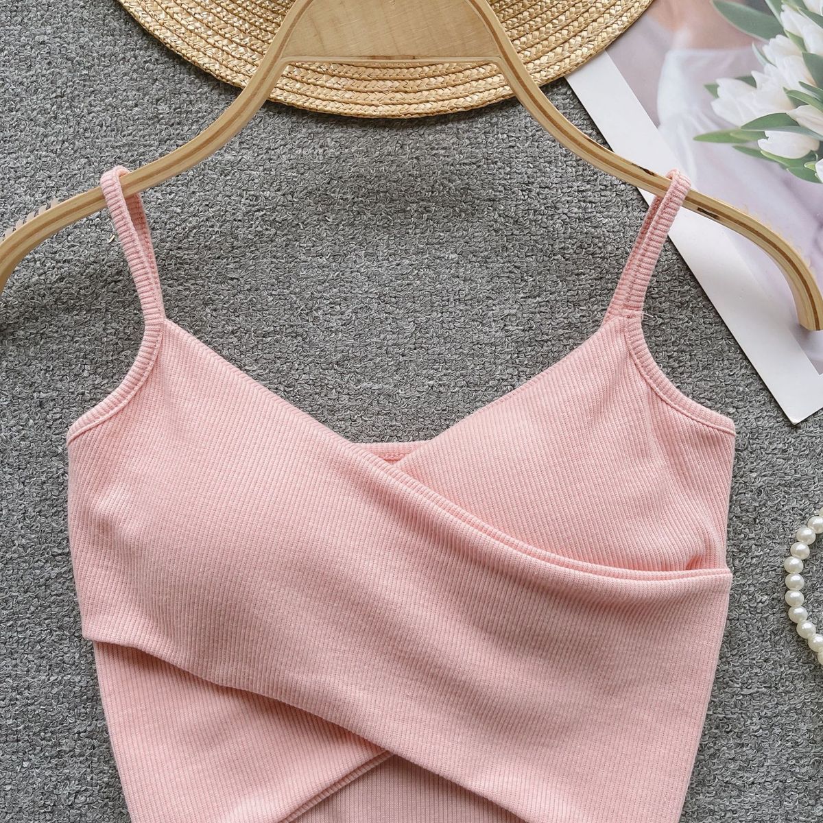 Camisola corta sexy de color liso con hilo cruzado para mujer