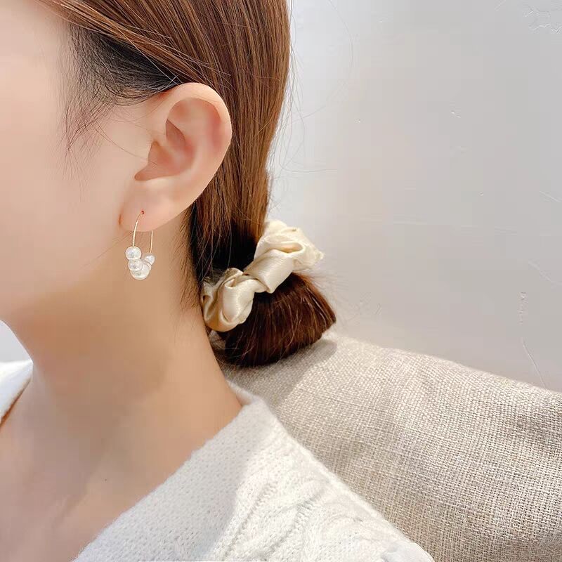 Boucles d'oreilles élégantes en imitation de perles pour femmes