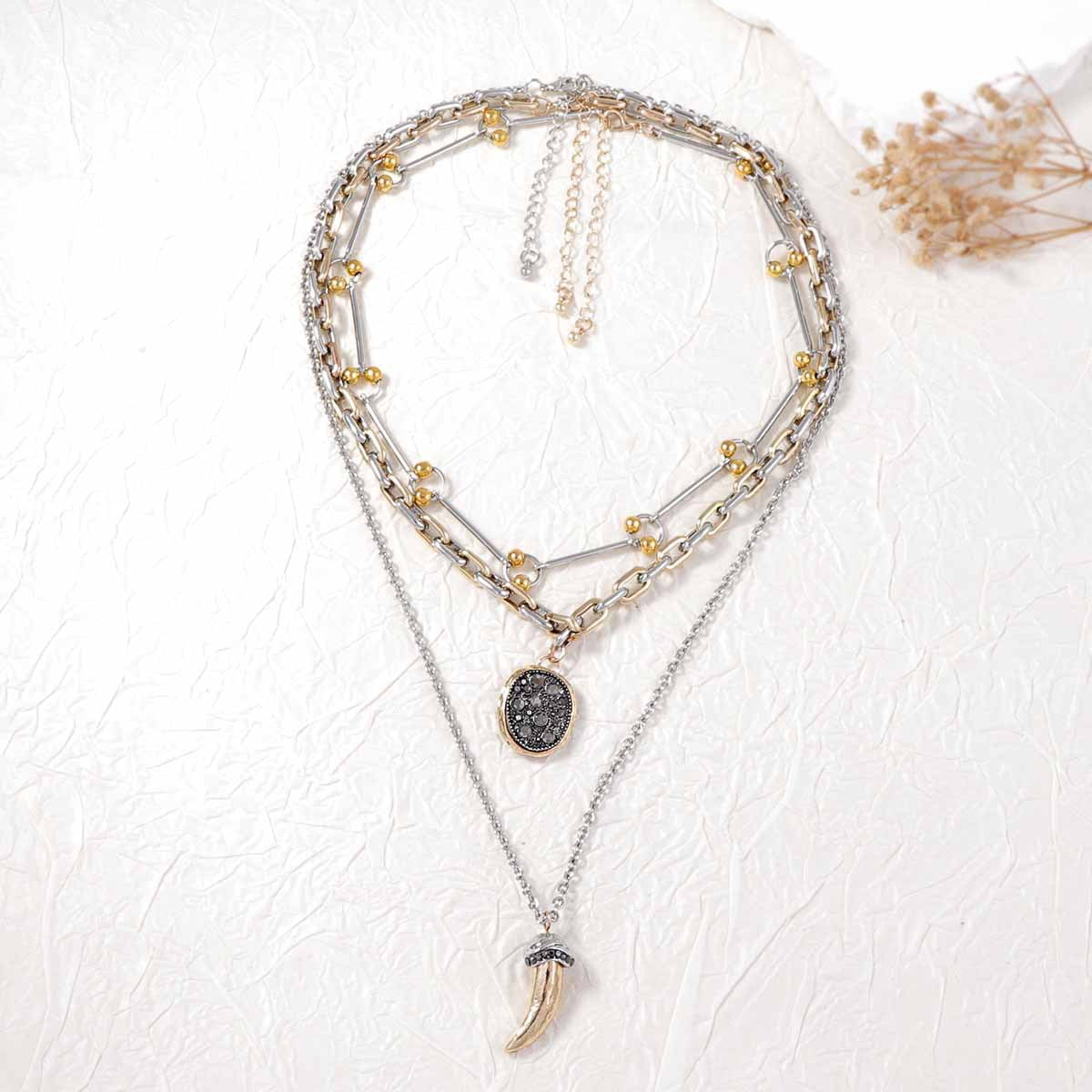 Conjunto de collar con colgante de cuerno de animal de aleación único y creativo para mujer