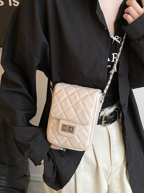 Mini bolso bandolera con bordado romboidal de verano