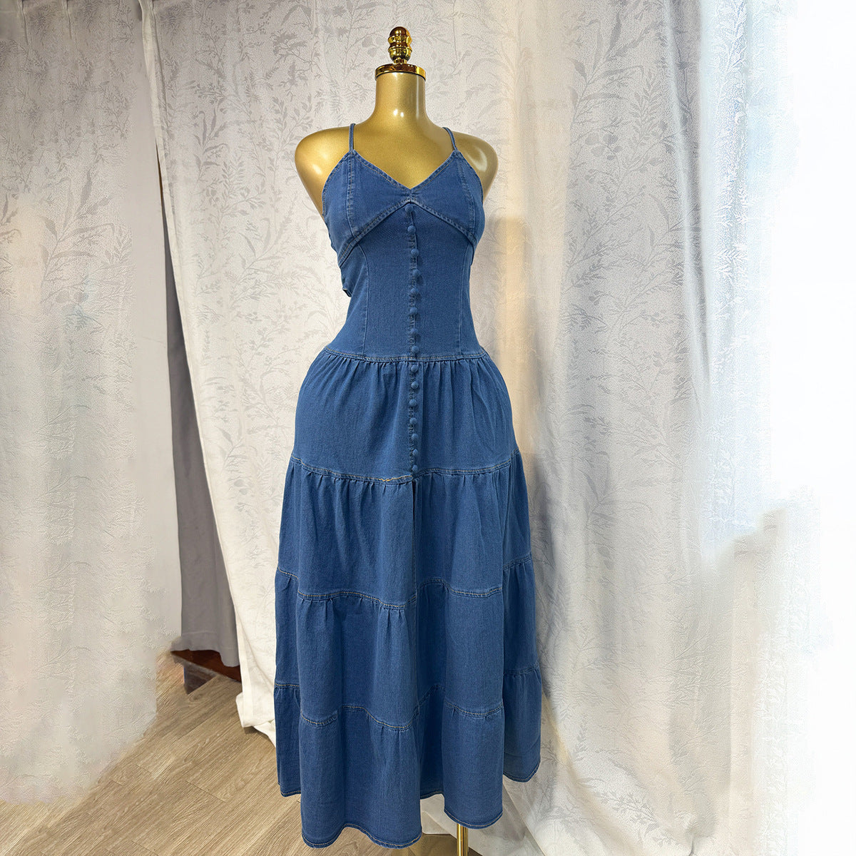 Vestido vaquero sexy de verano con escote en V y tirantes finos para mujer