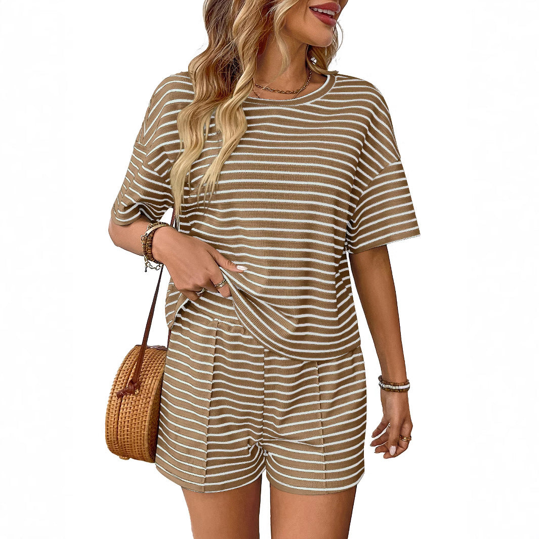 Conjunto de pantalones cortos de rayas casuales de moda para mujer