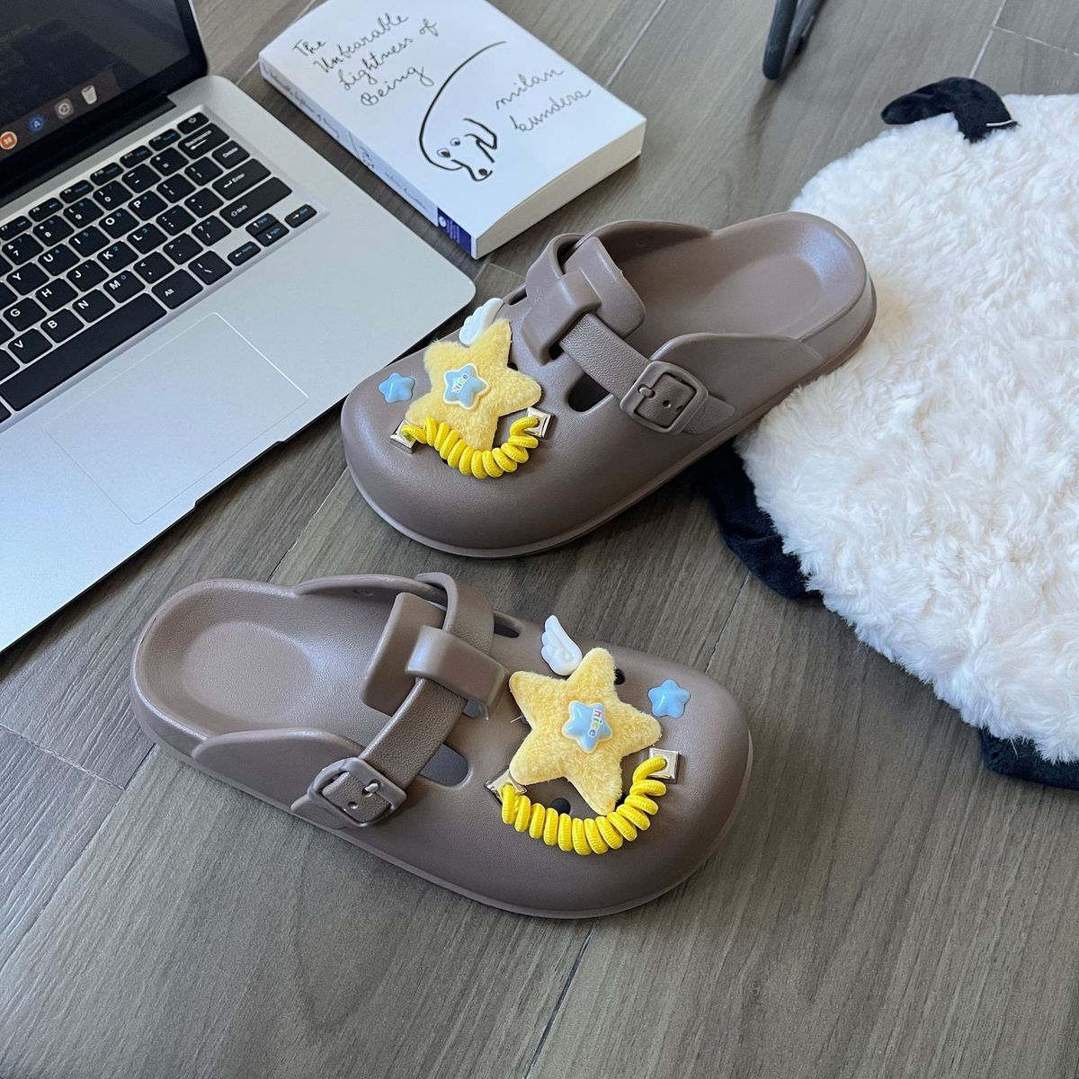 Pantuflas informales antideslizantes con estrella de cinco puntas para mujer