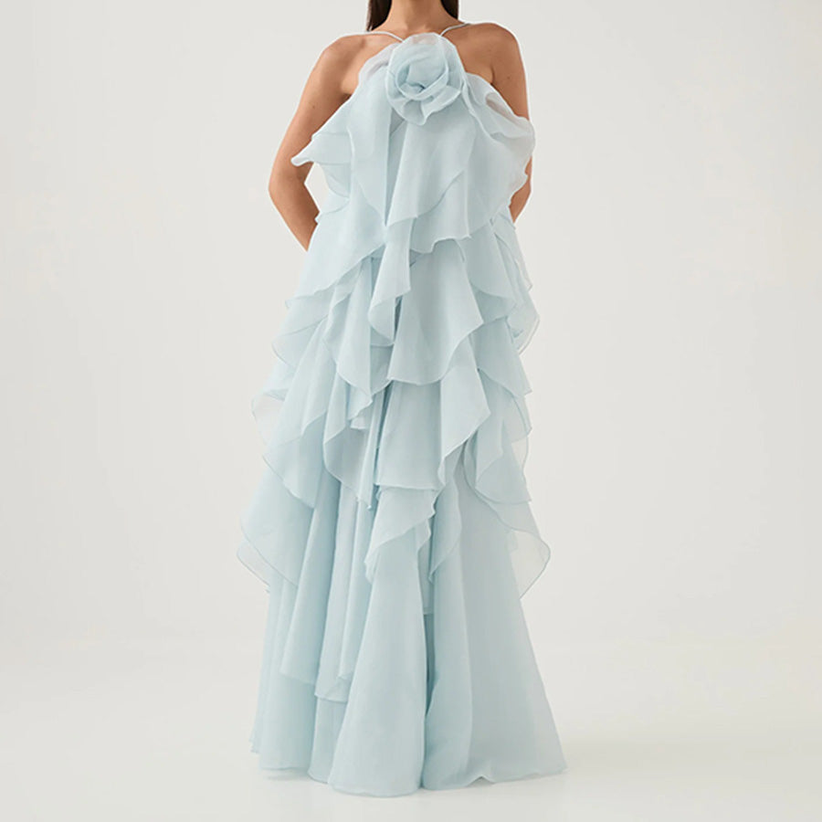 Robe élégante à volants et dos nu pour femme