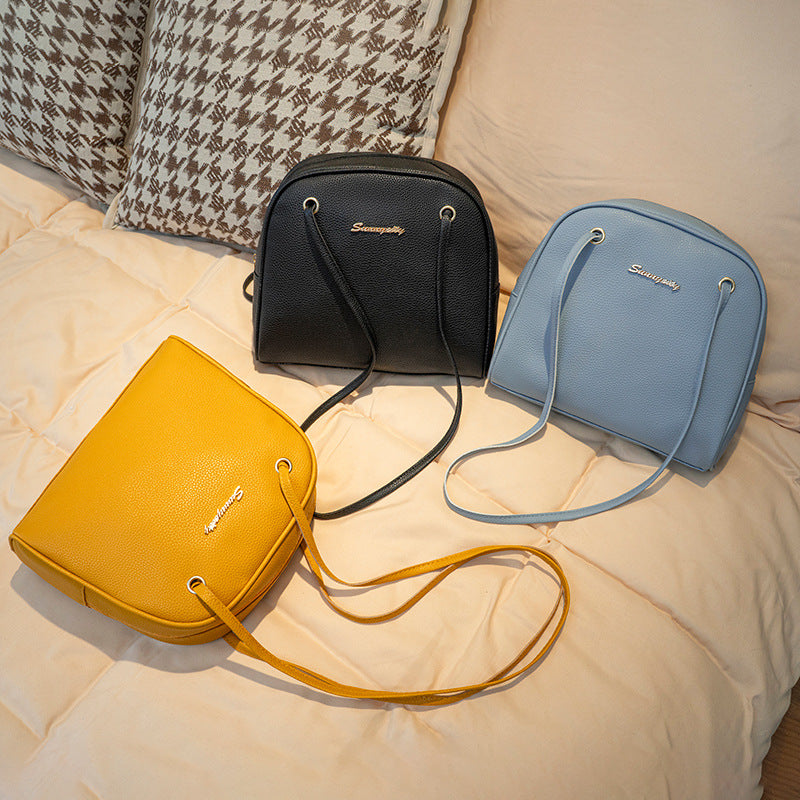 Large Capacity Women Shoulder Bag in PU Material