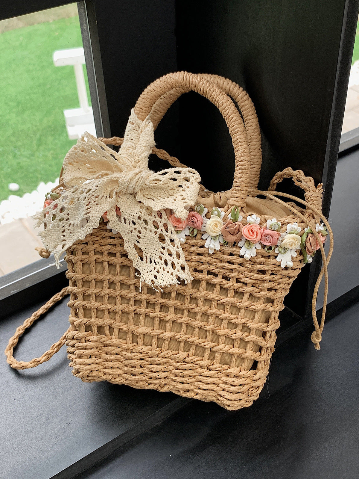 Women Fashion Casual Vacation Straw Woven Beach Handbag